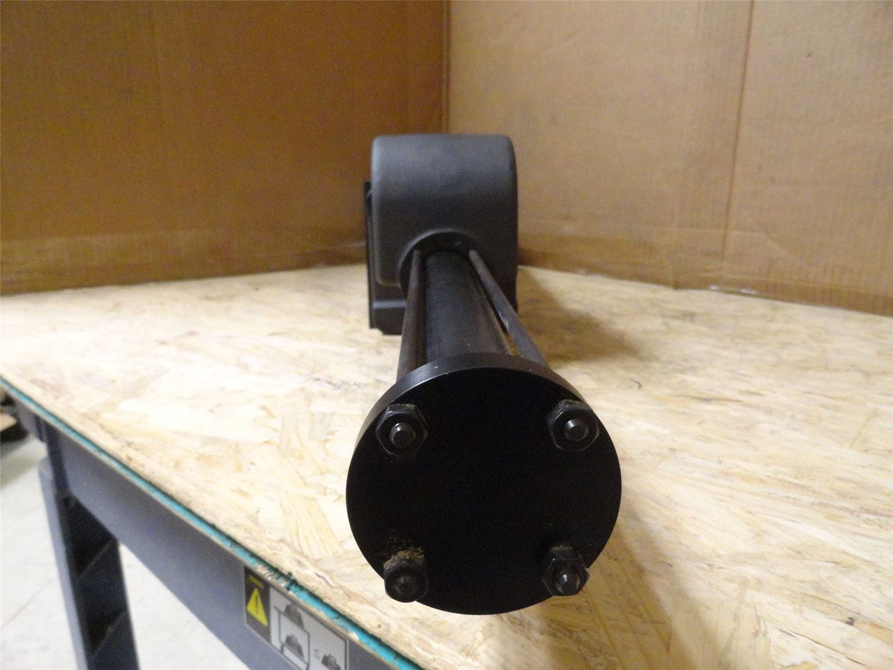 Parker B6714008-495; Actuated Air Cylinder; 140PSI; 1-1/2"ID