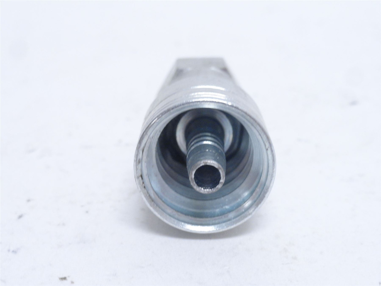Eaton 1AA4PS4; Crimp Fitting; 1/4" Tube x 1/4NPT Swivel