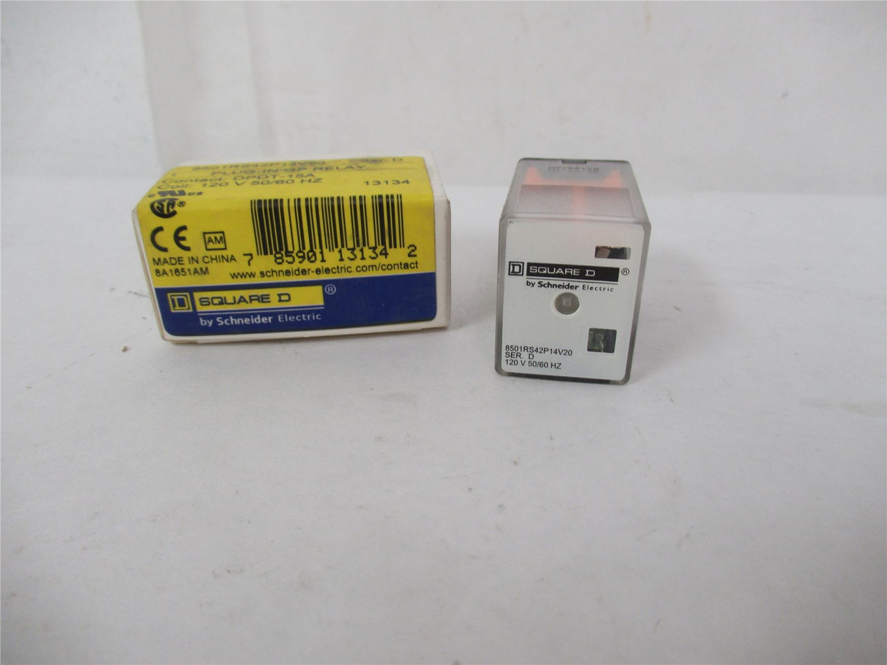 Square D 8501RS42P14V20; Relay DPDT-15A; Coil: 120VAC