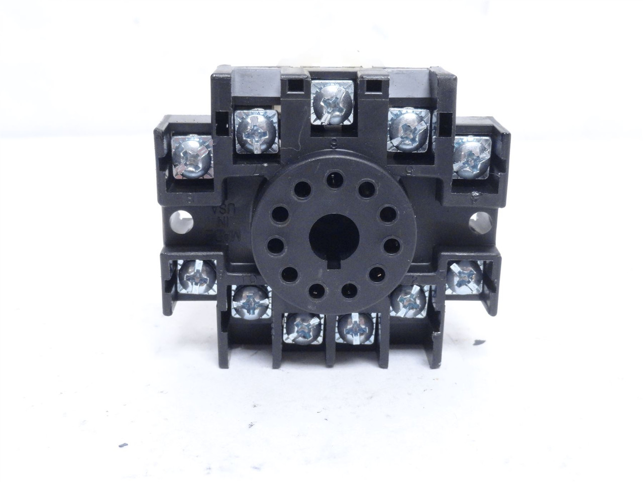Macrmatic 70170-D; Relay Socket; 11-Pin; 10A; 300VAC