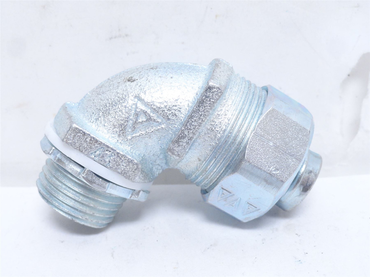 Appleton ST-9050; Liquidtight Connector Elbow 90Deg; 1/2"