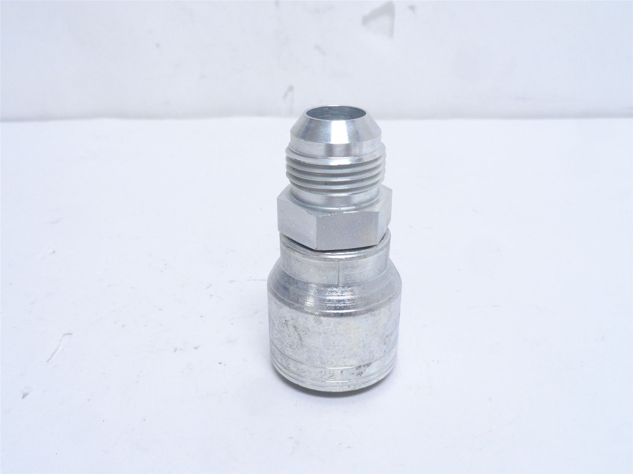 Eaton 1AA12MJ12; Hydraulic Crimp Fitting 3/4 JIC x 3/4 Tube