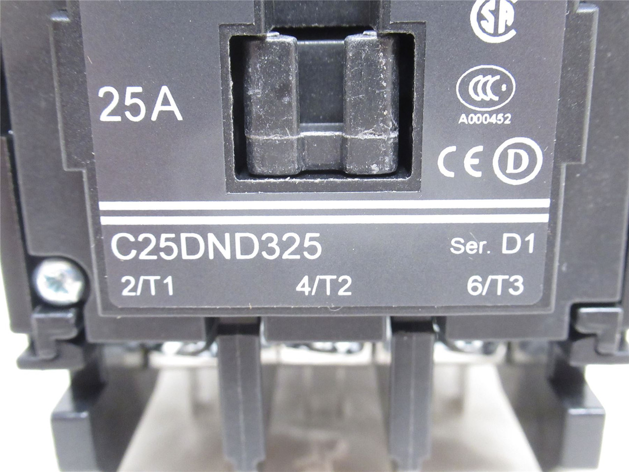 Eaton C25DND325B-GL; Contactor 25A 3P 600VAC; Coil 208-240VAC