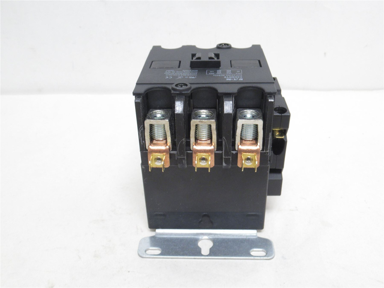 Eaton C25GNY9; Contactor; 90A; 3P; 600VAC; Coil: 24VAC