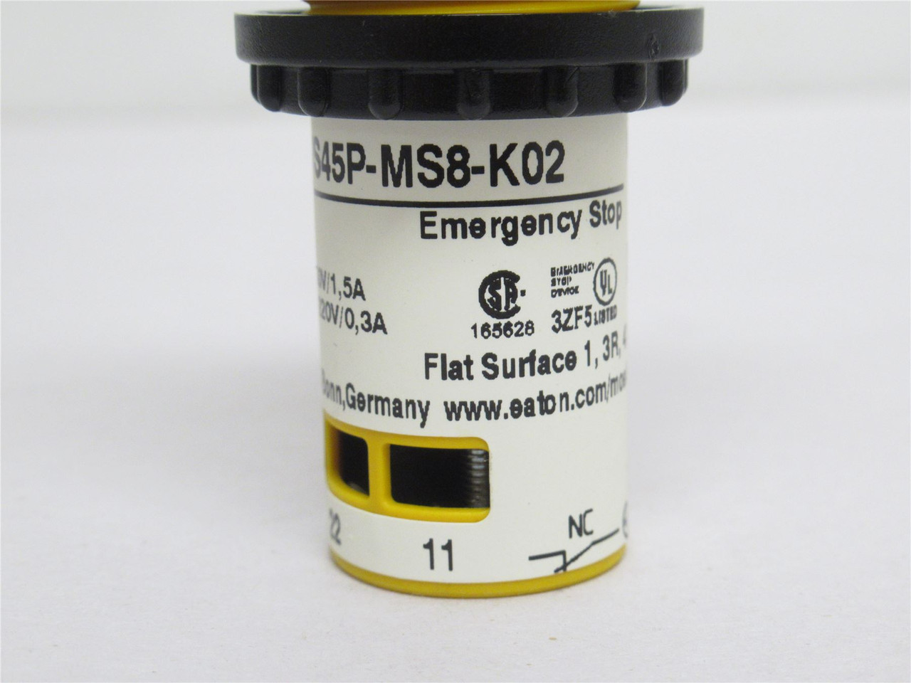 Eaton C22-PVS45P-MS8-K02; Non-Illuminated E-Stop Switch; Red