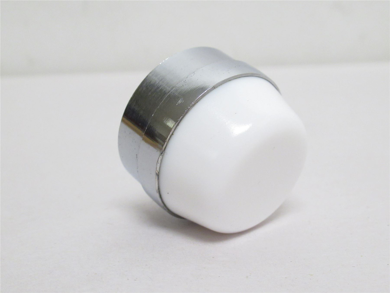 Eaton 10250TC12N; White; Indicator Lens; Watertight/Oiltight