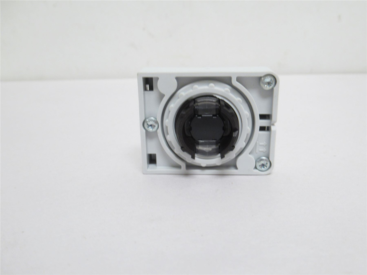 Eaton M30C-FD-GR; Push-Button Operator; Flat; Gray; 30mm