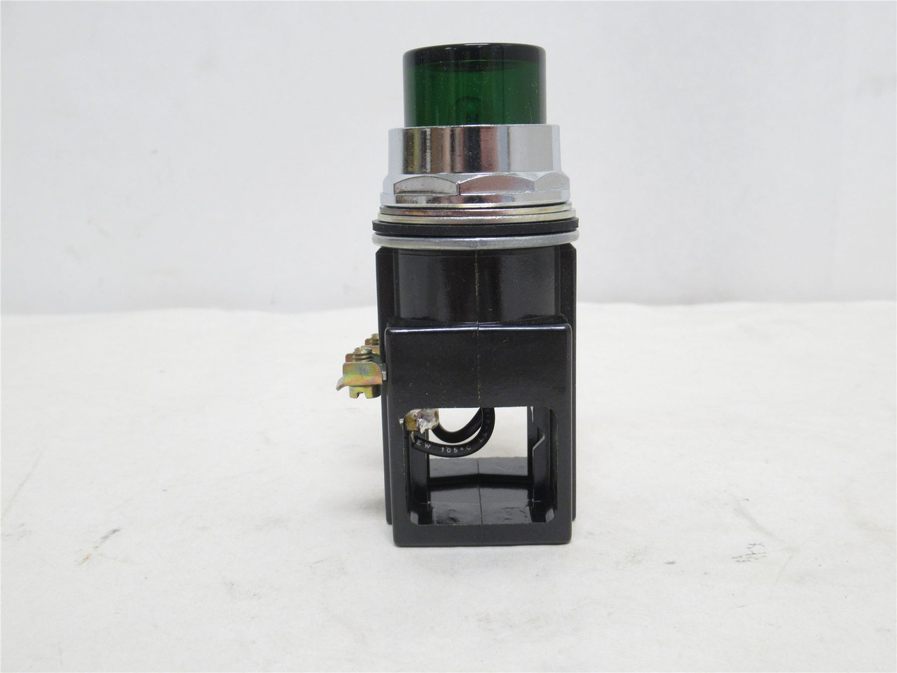 Furnas 52PA4D3; Furnace Control Pilot Light; Green; 24VAC/DC