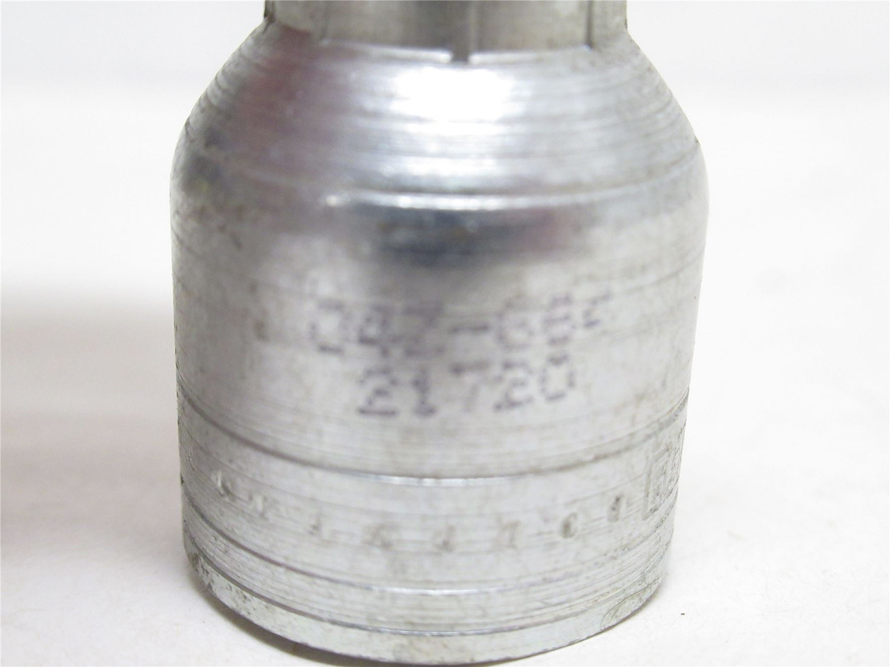 Eaton 04Z-664; Crimp Hose Fitting 90Deg; 3/8 JIC; 3/8" Hose