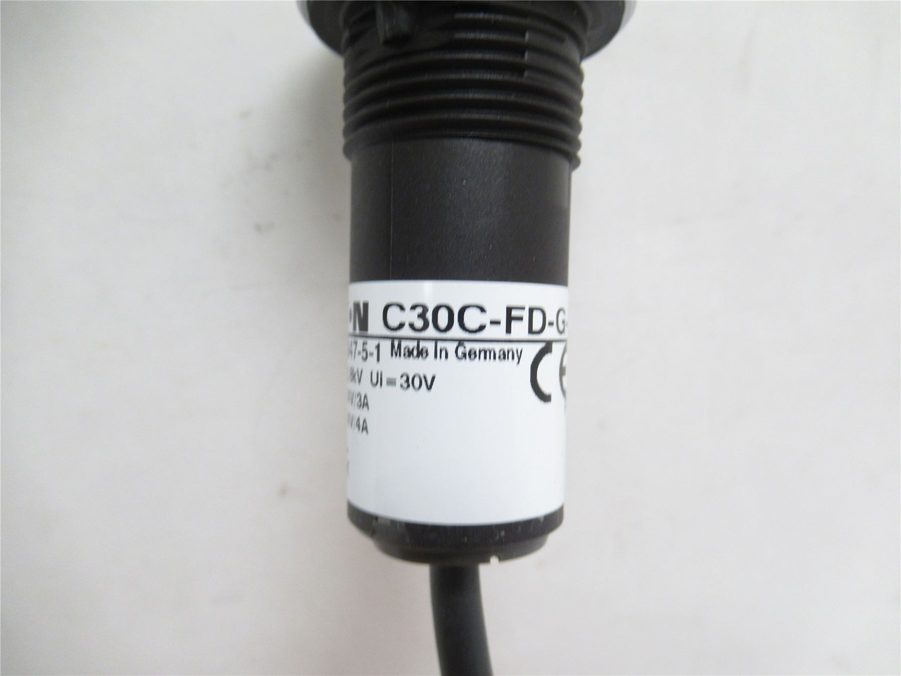 Eaton C30C-FD-G-K10-P62; Momentary Push-Button Green; SPST-NO