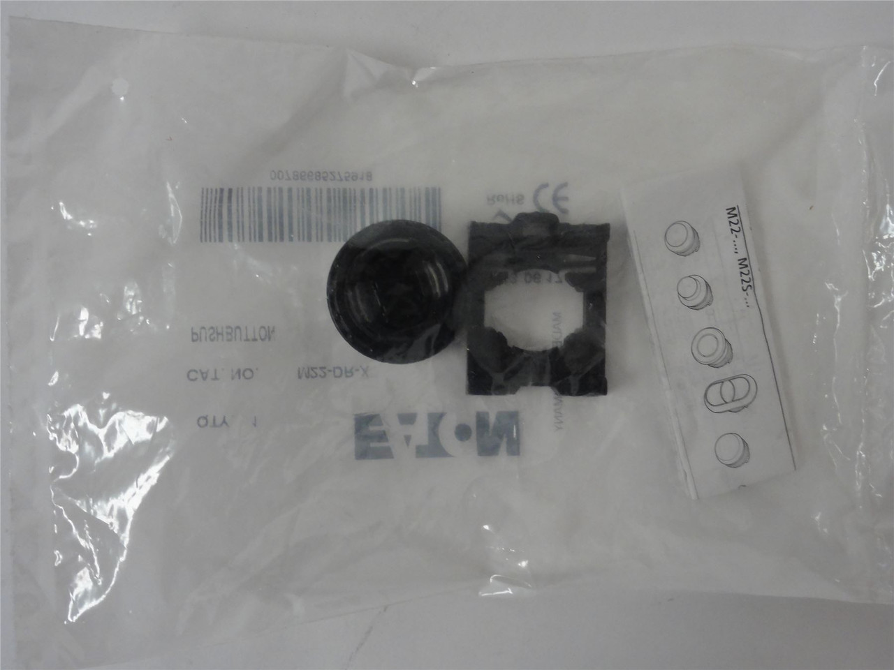 Eaton M22-DR-X; Pushbutton - 22mm; Silver bezel