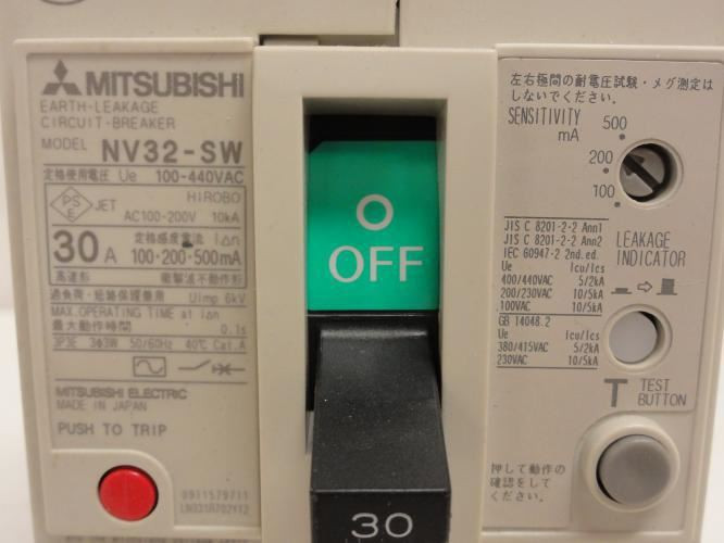Mitsubishi NV32-SW-3P-30A; Circuit Breaker; 30A; 3P; 100-440Vac