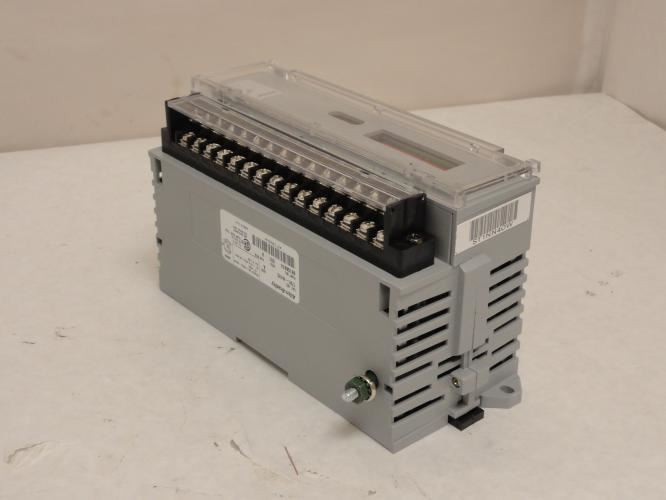 Allen-Bradley 1791-N4V2; I/O Analog Input/Output Module; 120VAC