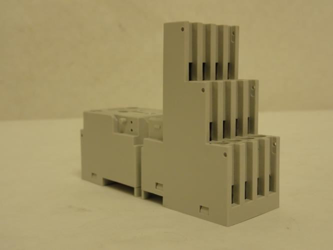 Eaton D2PAP; Relay Socket; 14-Pin; Flat Elevate; 10A@300V