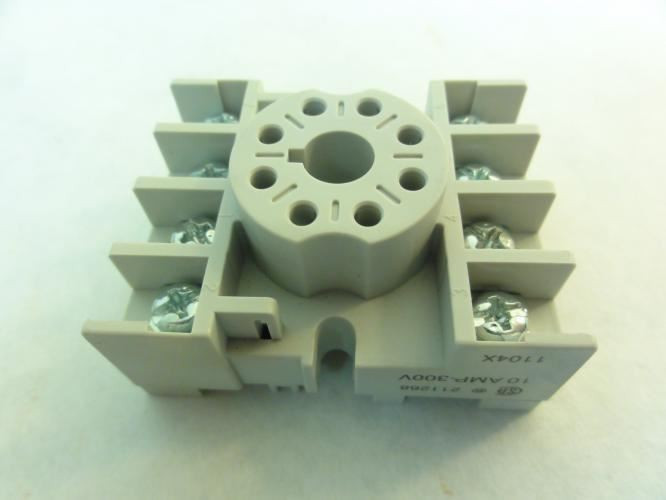 Square D 8501NR51; Relay Socket; 600VAC; 10A