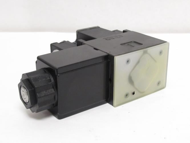 Northman SWH-G02-C4BS-A120-10-N; Directional Control Valve
