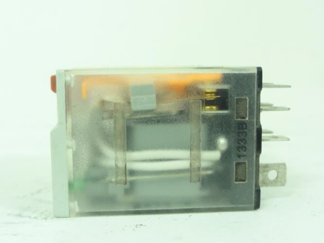 Siemens 3TX7117-5PC13; Plug-In Relay; 24VAC; 15A; 14-Pin