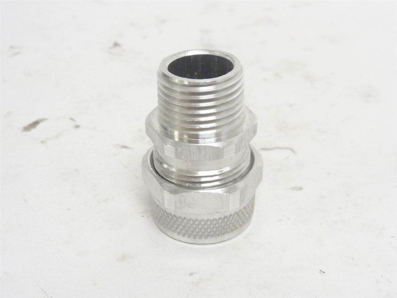 Remke  RSR-104-3; Aluminum Straight Cord Grip Connector 1/2NPT