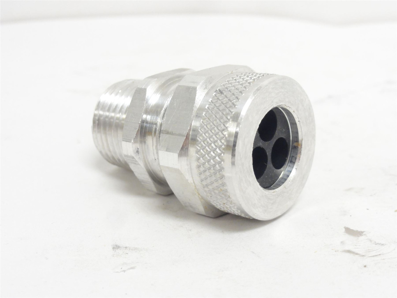 Remke  RSR-104-3; Aluminum Straight Cord Grip Connector 1/2NPT