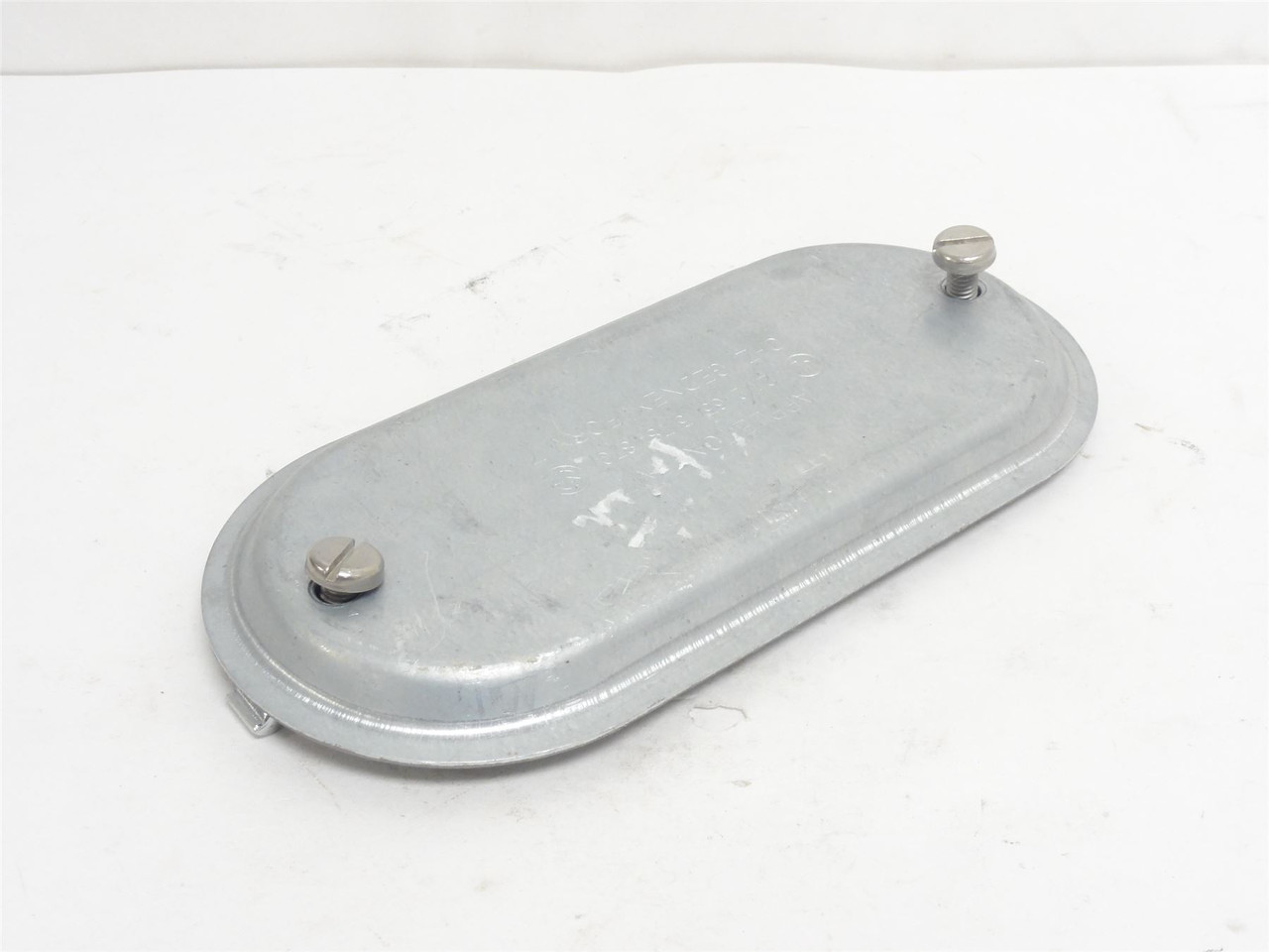 Appleton 87021/2STLFM7; Conduit Body Cover; Wedge; 2-1/2 To 3"