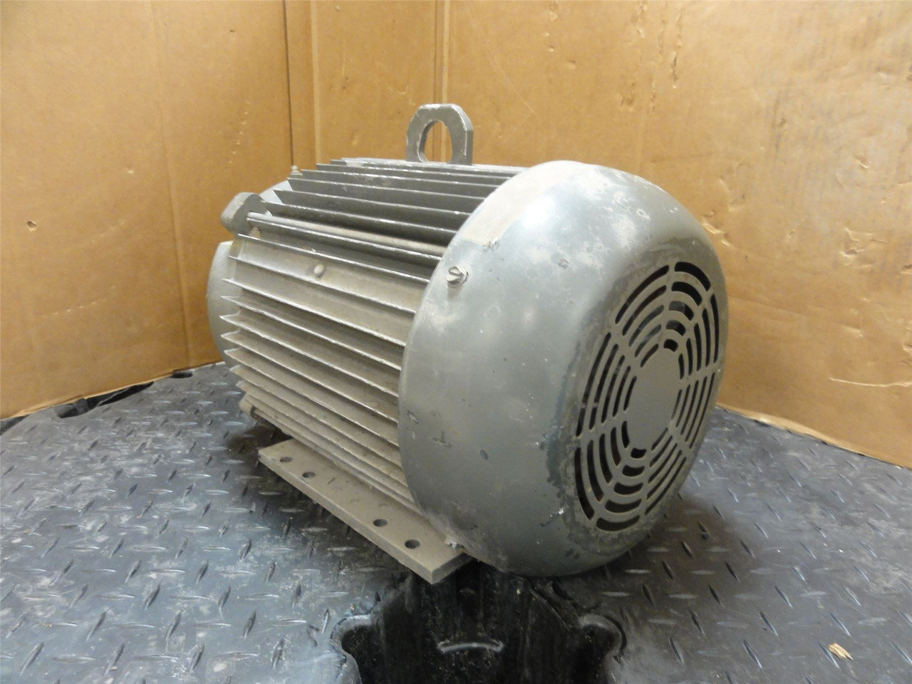 Lincoln LM13800BB; Motor 5HP; 230/460VAC; 1165RPM; 3PH; 16/8 Amps