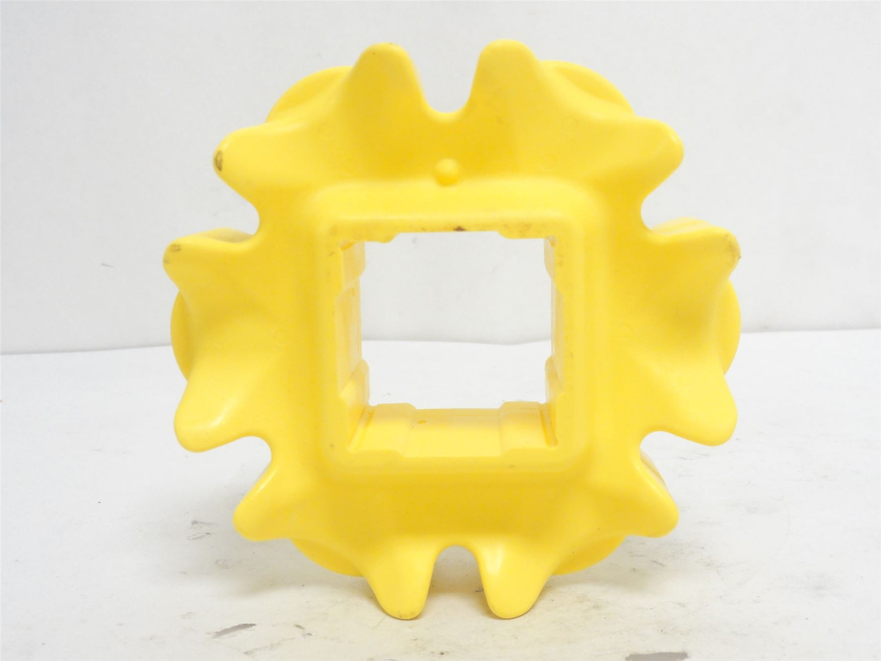 Intralox S1800-6-1.6"; CleanLock Sprocket S1800; 6T; 1.6"ID Sq