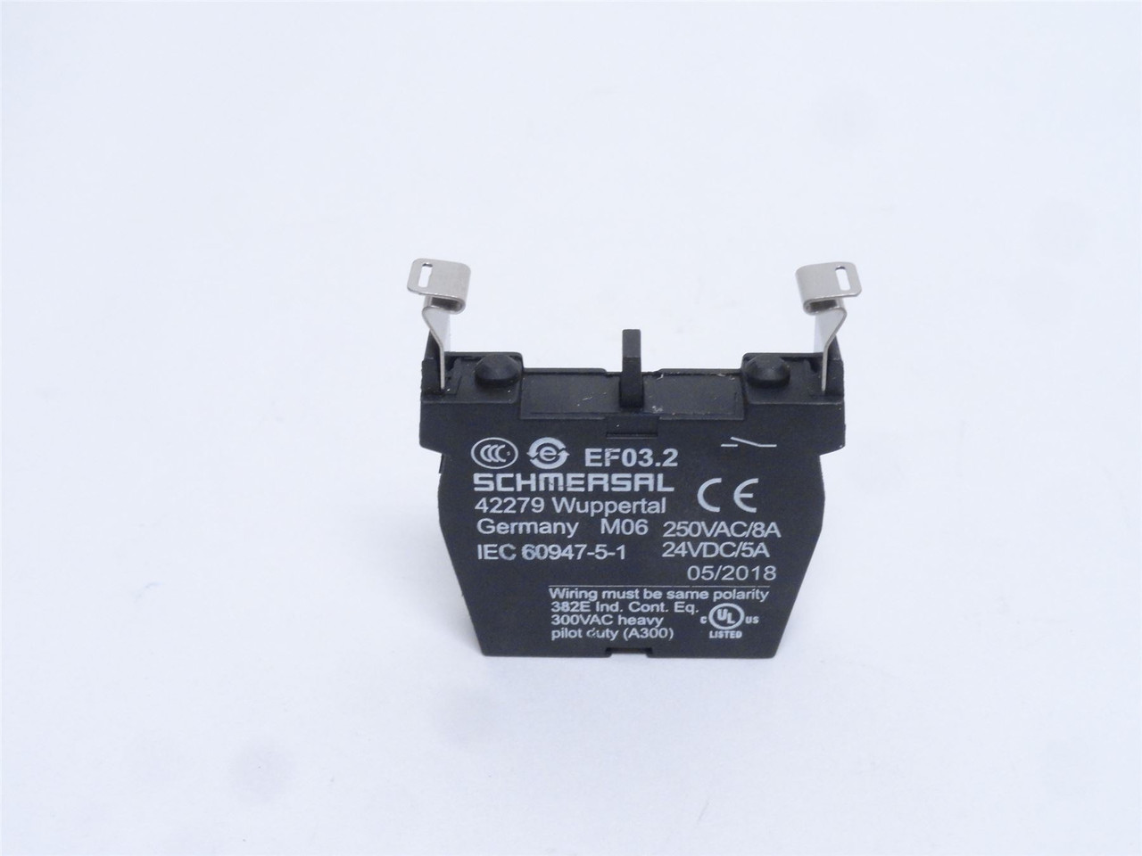 Schmersal EF03.2; Screw Connect Contact Block 1-NO 250VAC; 8A
