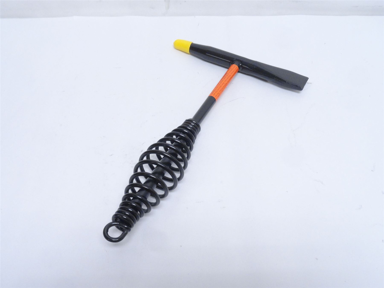Radnor 64002008; Chipping Hammer W/Cone & Chisel; Coil Handle