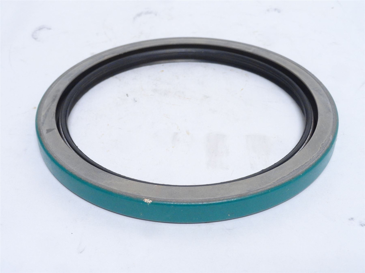 CR 44968; Double Lip Oil Seal 4-1/2"ID x 5-1/2"OD x 7/16" Wide