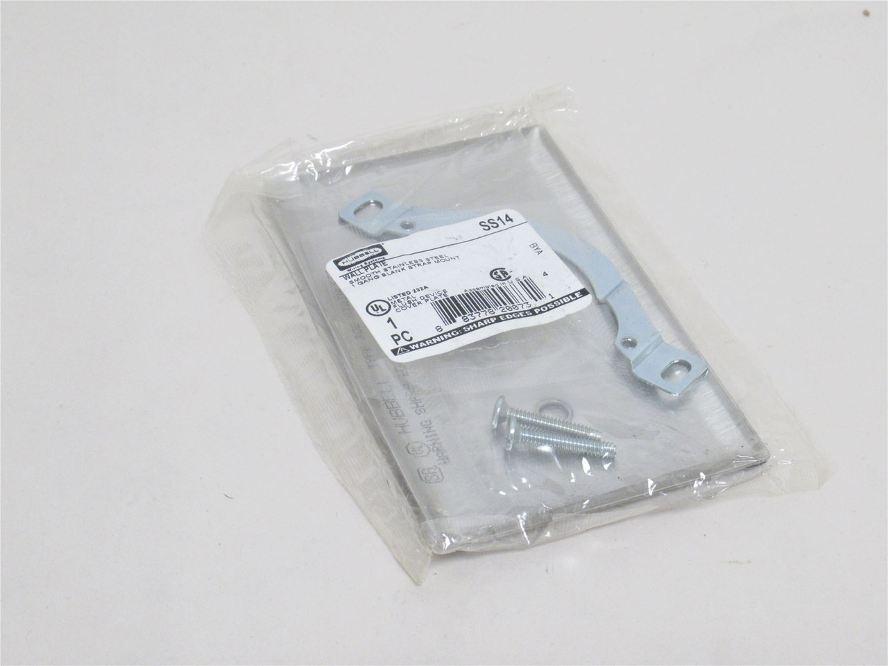 Hubbell SS14; Standard Blank Gang Plank; SS; Screw Mount
