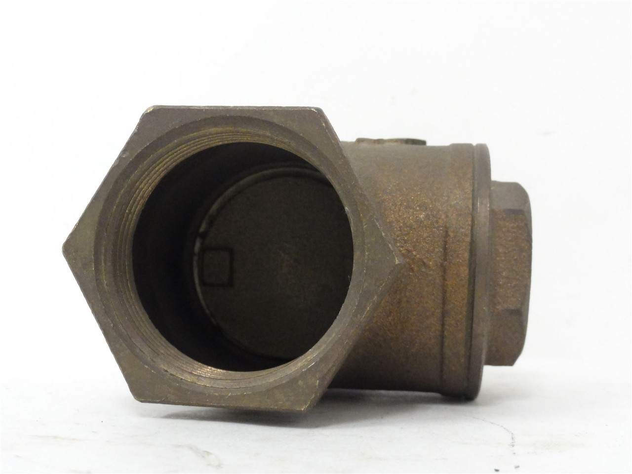 MFG- 10F305; Swing Check Valve; Bronze; 1-1/2" FNPT