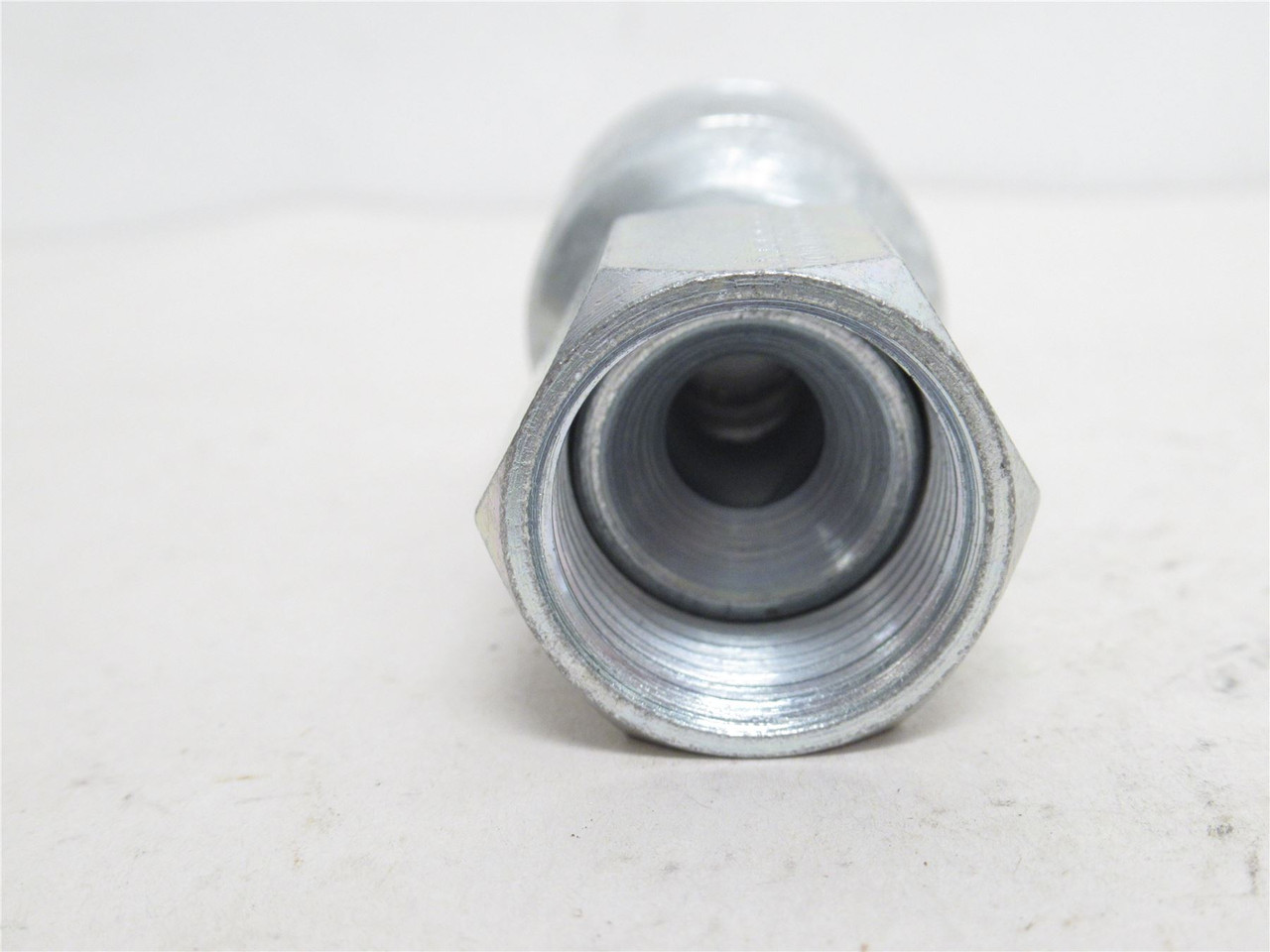 Eaton 1AA10FJ8; Hydraulic Crimp Fitting 1/2" Tube x 5/8 JIC