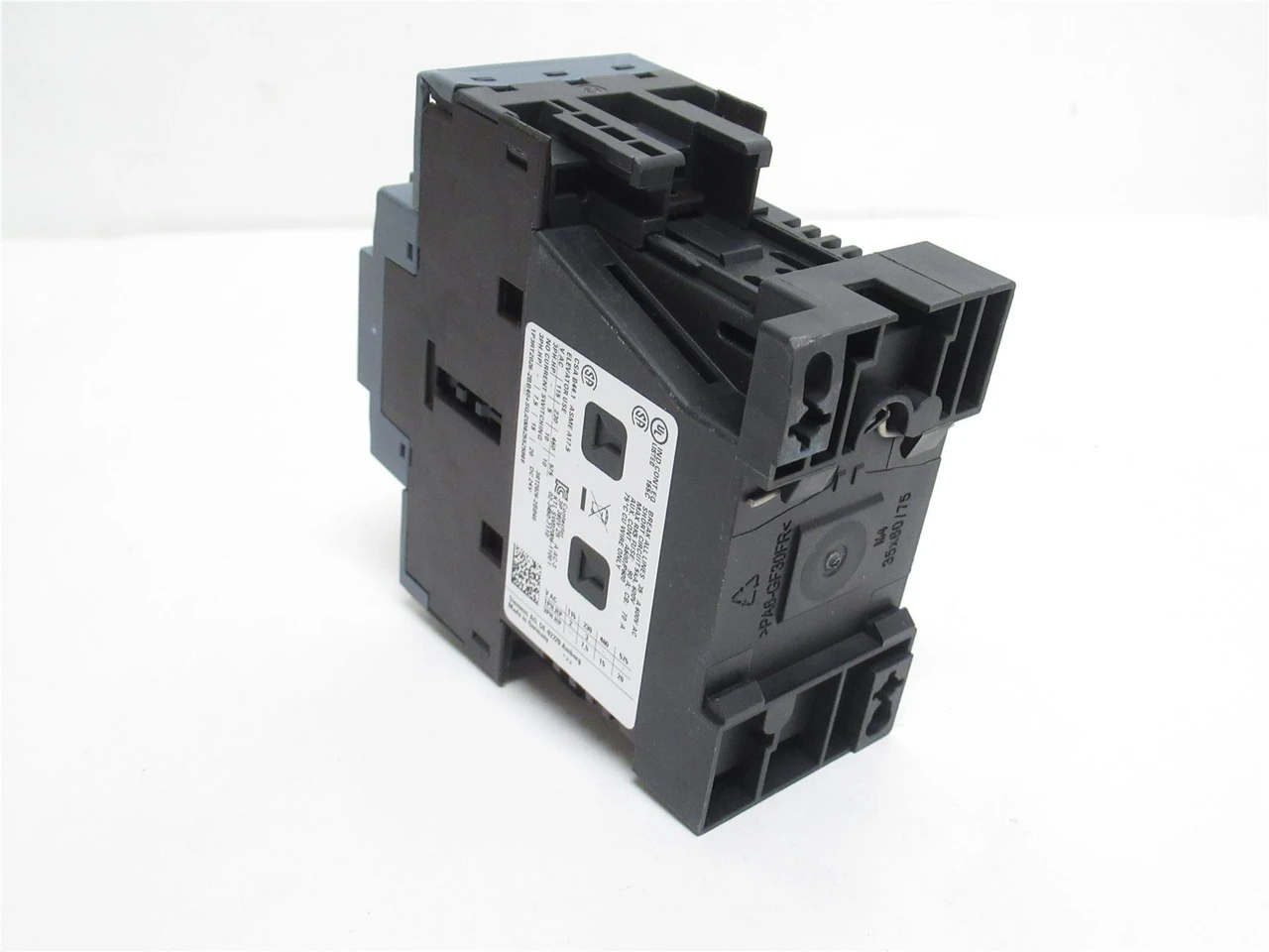 Siemens 3RT2026-2BB40; Contactor; 25A; 3P; 600VAC; Coil: 24VDC