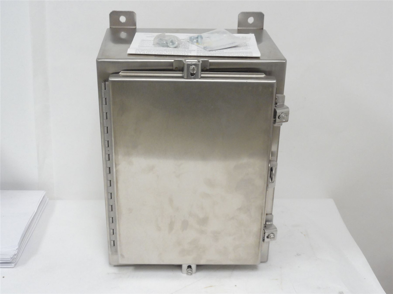 WIEGMANN SSN4161208; Enclosure; 304SS; N4X; 14ga; 16"H x 12"W