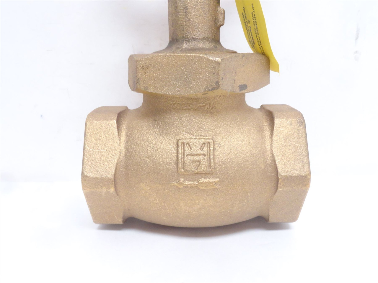 Milwaukee M593AK; Bronze Threaded Globe Valve; 2NPT; 1000WOG