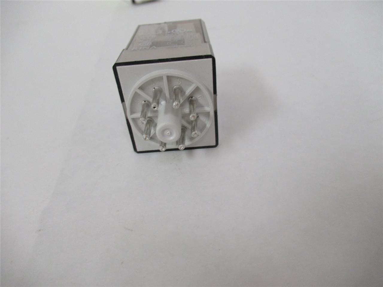 Allen-Bradley 700-HA33Z24; Relay Coil Voltage 24V DC 8 Pin