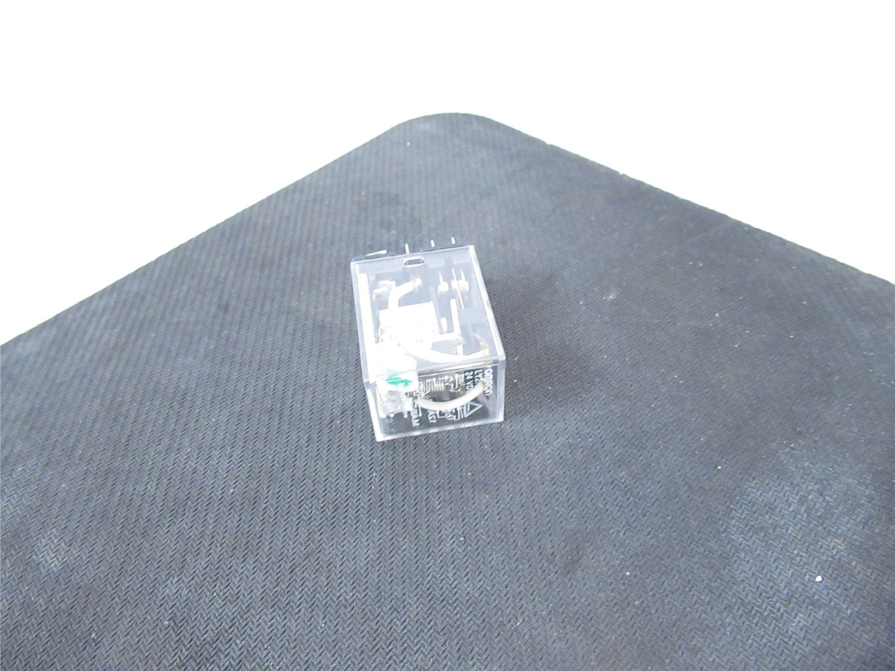 Omron LYN2 DC24; Relay 10A 110VAC; Coil: 24VDC