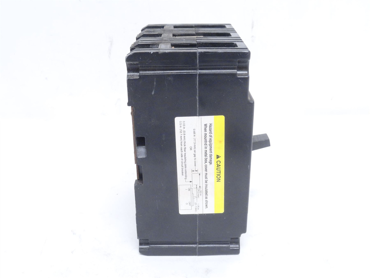 Square D FAL36070; Circuit Breaker 70A 3P 600VAC (Missing 1 Lug)