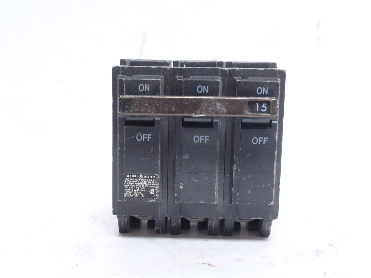 GE THQL31WY15; Circuit Breaker; 15A; 3P; 120/240VAC