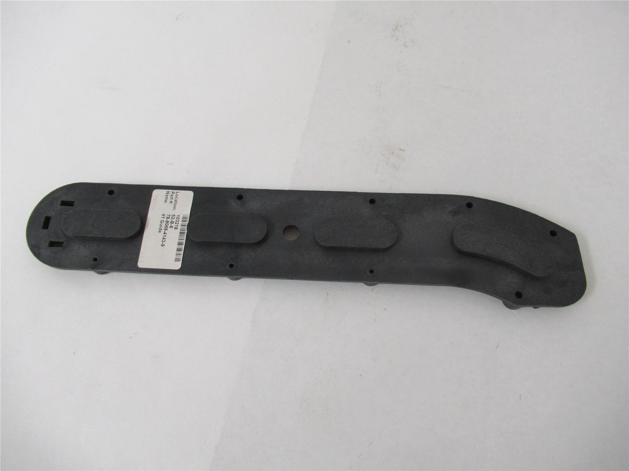 3M 78806841439; Guide R/H for Accuglide