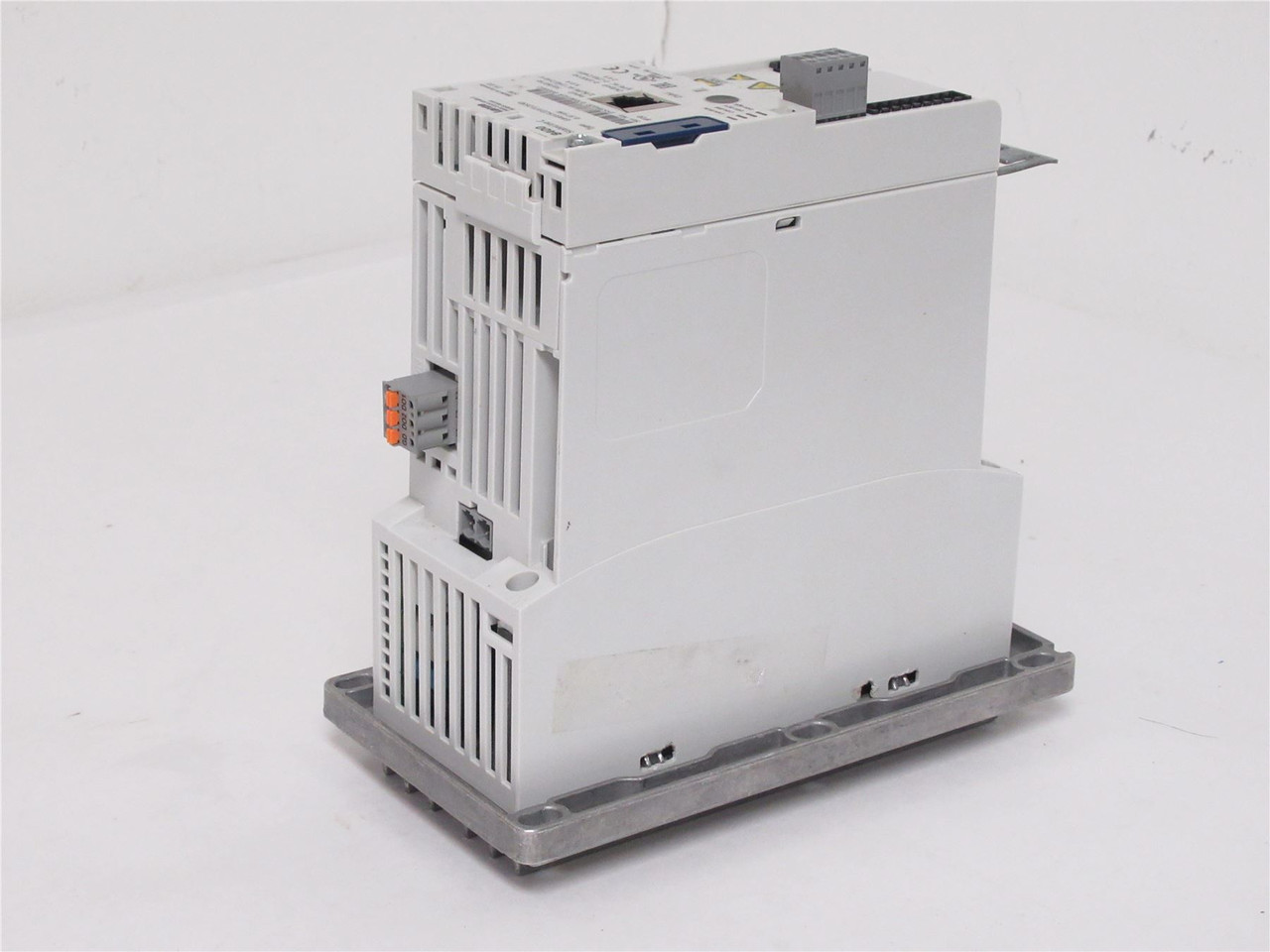 Lenze E84AVSCE3712SX0; Frequency Inverter Drive; 230/240V