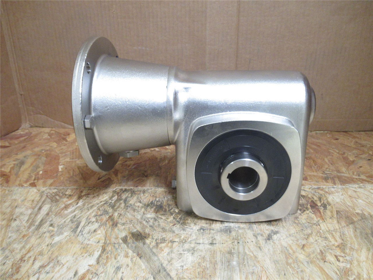 Boston Gear SSHQC7240-20KC-B5-HS1-P20; Gearbox SS; 20:1 Ratio