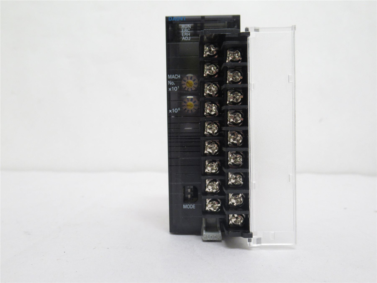 Omron CJ1W-DA041; Output Module 24VDC; 20mA; 4-Points