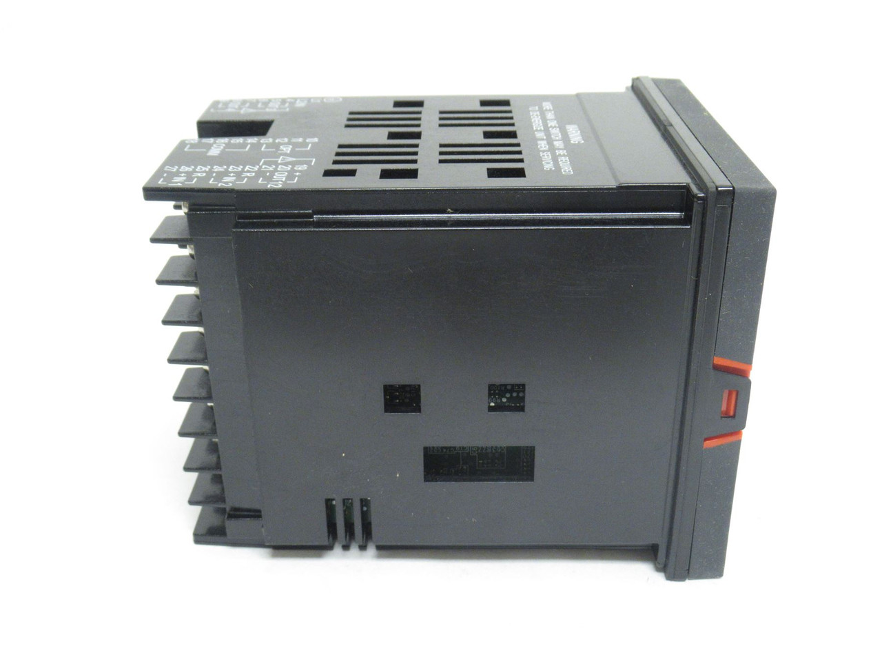 Honeywell DC2900-CE-0S0-200-000-00-0; Digital Temp Controller
