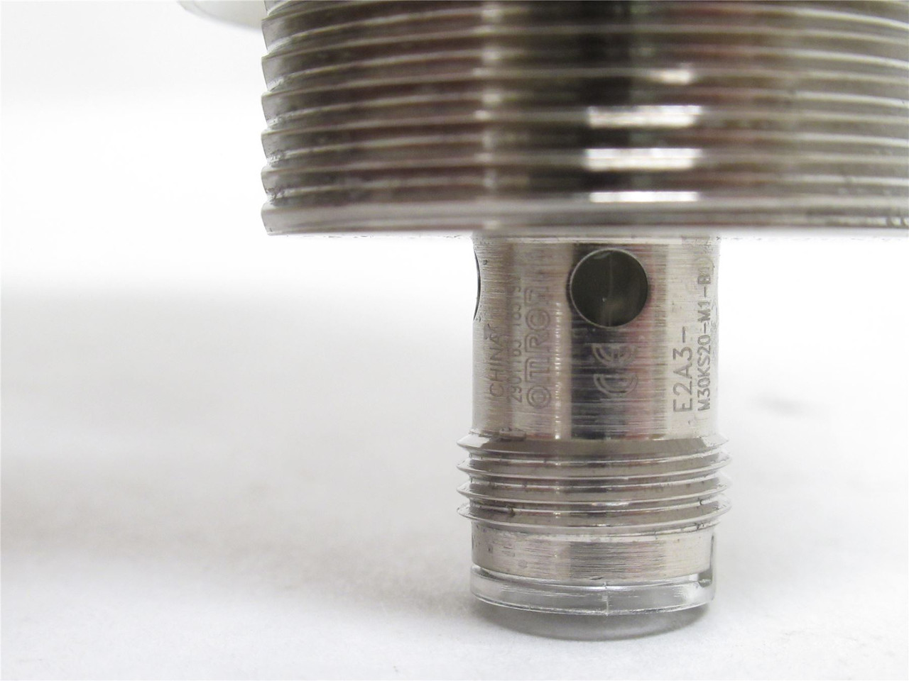 Omron E2A3-M30KS20-M1-B1; Proximity Sensor 12-24VDC