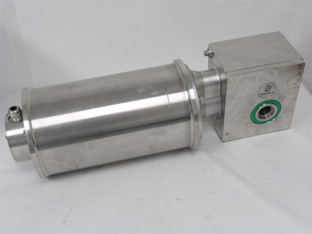 Bege KE 062/M - 90S4; SS Helical Bevel Gearmotor 460V 1.25KW