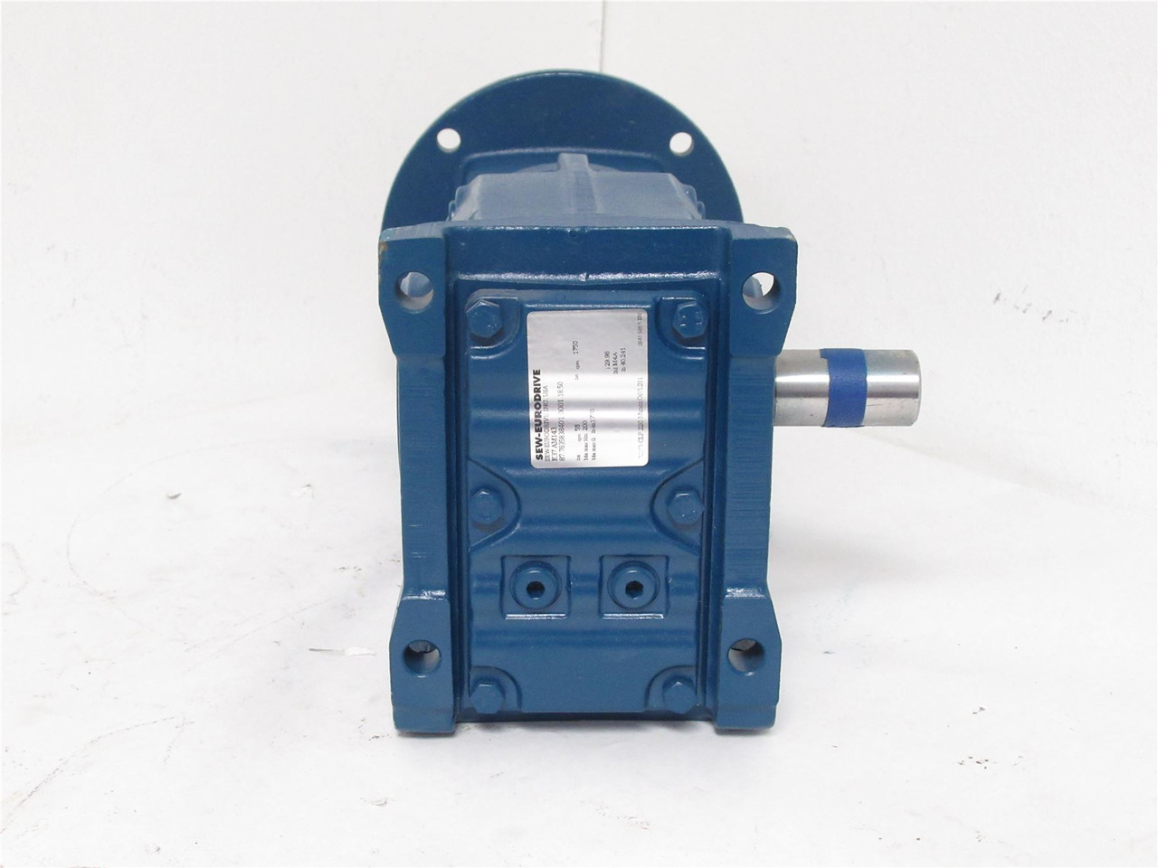 SEW K37 AM143; Motor Gearbox; 29.96:1 Ratio; 1750RPM