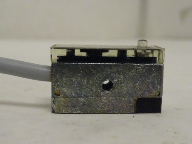 Festo SMEO-1-LED-24/220-SA; Proximity Sensor; 220VAC; 1/2A