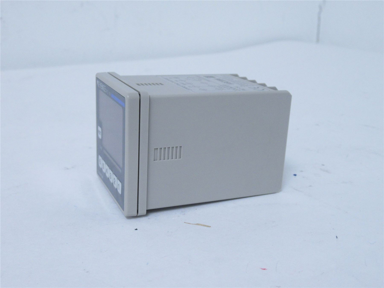 KEYENCE RC-14; Electric Preset Counter; 12-24VDC; 100mA
