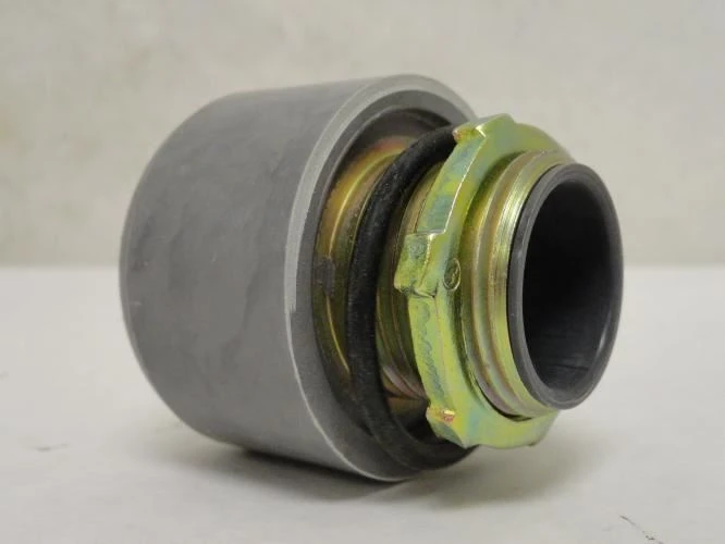 Allen-Bradley 1490-N10; Conduit Hub; Connector Size: 1"